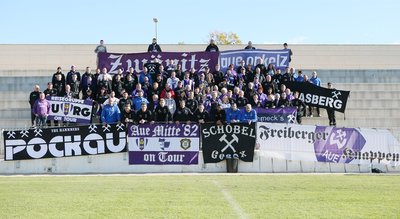 Im Trainingslager im spanischen Torre-Pacheco nahmen sich die Veilchen Zeit für ihre Fans.