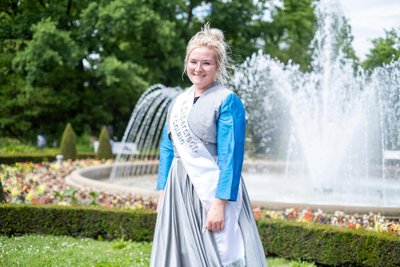 Wer wird die Nachfolgerin von Silberstadtkönigin Laura I.? Freiberger können darüber abstimmen.