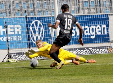 Der Chemnitzer Keeper Jakubov hielt seinen Kasten sauber.