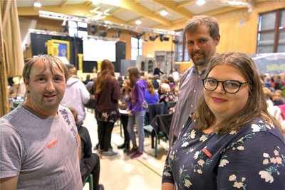 Muldas Pfarrer Marcus Kober (Mitte) mit Gemeindepädagogin Pia Meinelt und Lars Ullrich vom Organisationsteam.