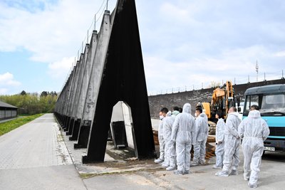 Nicht ganz die chinesische Mauer. Die Silowand zum Anfassen war von großem Interesse.