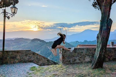 Im Toskana-Urlaub im vergangenen Jahr war das Springseil ständiger Begleiter von Romy Müller. Und wenn es einmal bei Seite gelegt wurde, verfolgte sie am Pool die Rope-Skipping-Europameisterschaft in Ungarn.