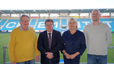 Der neue Vereinsvorstand des CFC: Michael Reichardt, Geschäftsführer der Chemnitzer FC Fußball GmbH, Oberstaatsanwalt a.D. Siegfried Rümmler, Vorsitzende Romy Polster und CFC-Sportdirektor Armin Causevic.