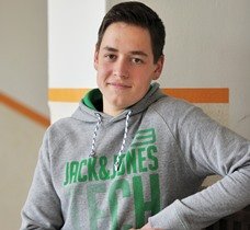 Stanley hat noch nicht genug von Schule. Er will das Abitur machen.
