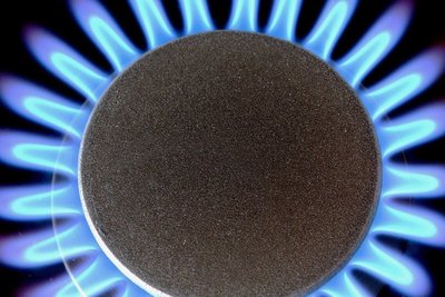 Die Erdgaspreise sind in den vergangenen Monaten regelrecht explodiert, zum Jahreswechsel haben viele Unternehmen saftige Erhöhungen beschlossen.