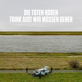 Das Albumcover für das letzte reguläre Hosen-Album wurde von Andreas Gursky fotografiert. 
