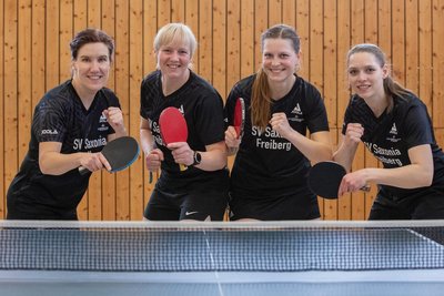 Geschafft: Simone Röstel, Sandra Stenzel, Paula Uhlig und Alexandra Uhlig (v. l.) freuen sich über den Aufstieg in die Oberliga Mitte.