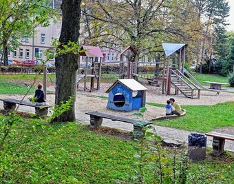 Der Spielplatz "Rosa Luxemburg" an der Friedrich-Engels-Straße in Hohenstein-Ernstthal bekommt ein neues Klettergerät.