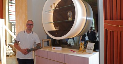 Phillip Kraus aus Leukersdorf baute eine moderne Anrichte. 