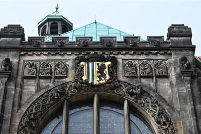 Das Rathaus lädt ein.