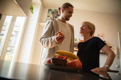 Der Entlastungsbetrag soll pflegende Familien entlasten – etwa durch Haushaltsunterstützung, Begleitung oder Betreuungsangebote.