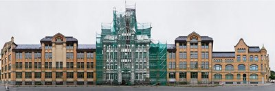 Das Panoramabild der Wellner-Fabrik in Aue entstand vor zwei Jahren, damals war der Mittelbau noch eingerüstet.