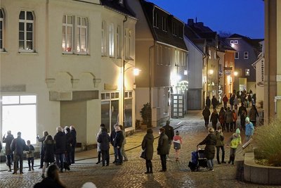 So sah es trotz hartem Lockdowns allabendlich während der Funkel-Fenster-Aktion in der Lichtensteiner Innenstadt aus. 
