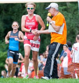 Beim Pöhler Triathlon gehört Jana Richter quasi zum Inventar. 2017 (Foto) wurde die Seriensiegerin zwar nur Dritte - die beiden nur wenig schnelleren Konkurrentinnen waren aber deutlich jünger. 