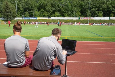 Bei RB wird nichts dem Zufall überlassen, sondern das gesamte Geschehen mit moderner Technik mitgeschnitten, um alles auswerten zu können.