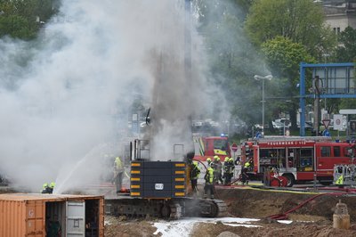 Die Feuerwehr rückte mit neun Fahrzeugen und 30 Einsatzkräften an. 