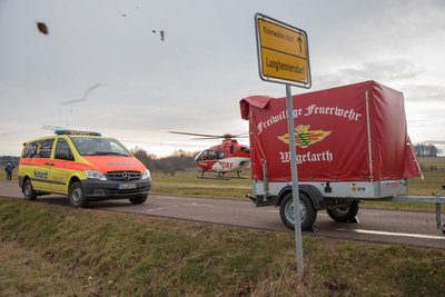 Der Grundstücksbesitzer kam mit einem Rettungshubschrauber ins Krankenhaus.