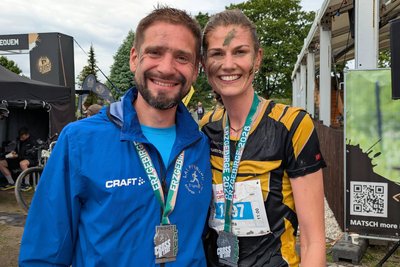 Beim diesjährigen Cross de Luxe am Filzteich sicherten sich Michael Siegel und seine Freundin Lotta Hanzelmann die Siegerpokale.