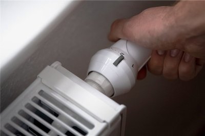 Wer es im Winter warm haben will und mit Gas heizt, muss sich auf eine deutlich höhere Rechnung einstellen.