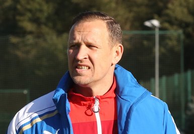 Enrico Kern - Trainer des FC Lößnitz