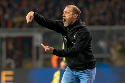 FSV-Trainer Joe Enochs.