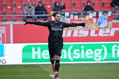Dominic Baumann nach seinem Tor zum 0:1