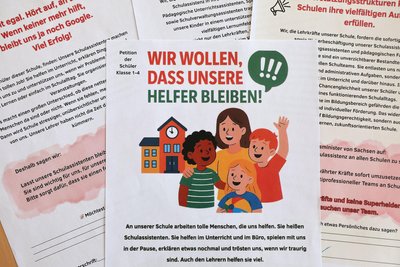 Schüler, Lehrer und Eltern kämpfen mit einer Petition für den Erhalt der Assistenzstellen.