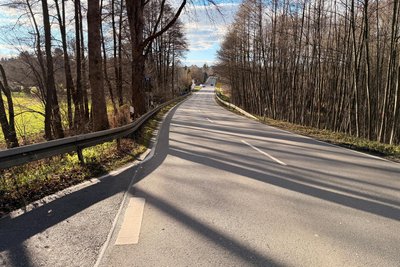 Nach diesem Stück auf der B 169 sollen Radfahrer in die Straße Zur Rußbutte abbiegen.