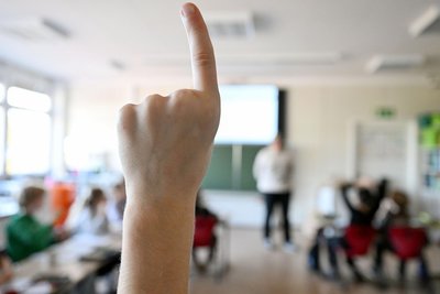 Die Bildungsempfehlung weist den weiteren Bildungsweg für Grundschüler (Symbolbild).