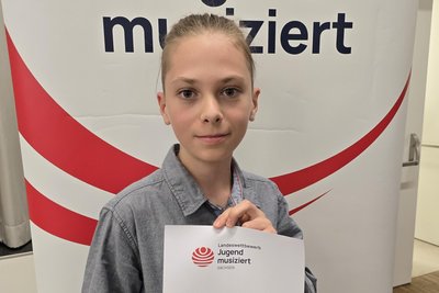 Levy Müller gewann vor wenigen Tagen auch den Landesausscheid 2026 „Jugend musiziert“ in der Kategorie Gesang in seiner Altersklasse.