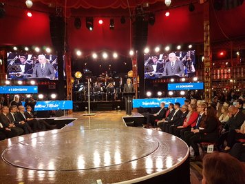 Sachsens Ministerpräsident Stanislaw Tillich (CDU) sagte: "Mittweida und die Hochschule stehen für sächsische Ingenieurskunst und Erfindergeist.