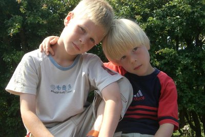 Schnappschuss aus der gemeinsamen Kindheit: Johannes (l.) und Albert Pistol.