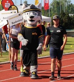 Bei KSB-Veranstaltungen immer vorn dabei: Maskottchen "Fredi Wolf". 