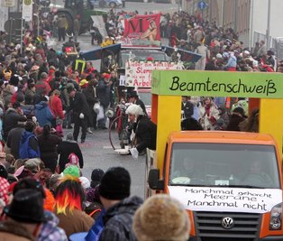 Straßenfasching 