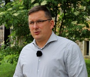 Jens Juraschka (SPD) im Interview. Er ist Mitglied des Stadtrates von Zwickau und Präsident des Kreissportbundes. Er kandidiert für das Amt des Landrates.