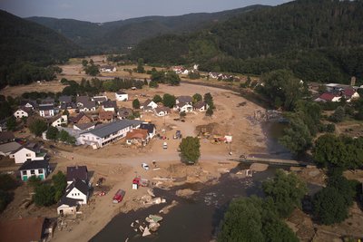 Im Juli 2021 kam es zu Hochwasser der Ahr in Rheinland-Pfalz und Nordrhein-Westfalen. Der materielle Schaden wird auf 12,3 Milliarden Euro geschätzt, 134 Menschen starben.