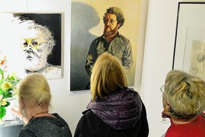 Auch Selbstporträts aus verschiedenen Jahren gehören zur Ausstellung "In Erinnerung an Bernd Steinwendner". 