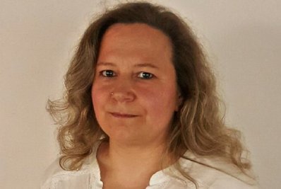 Steffi Wolsdorf, Maschinenbedienerin im Schichtsystem.