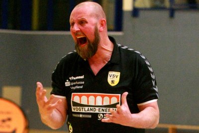 Es war zum Schreien für VSV-Trainer Alexander Krug: Nach 2:0-Führung unterlag sein Team noch mit 2:3.