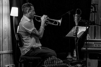 Pfahl im Wind: Trompeter Avishai Cohen. 