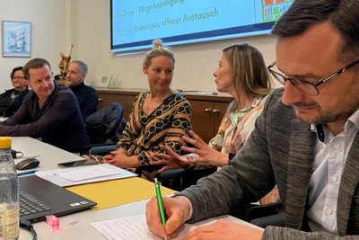 Ebenfalls bekennender Lengenfelder: Michael Heuck (rechts), Museumschef, Wirtschaftsförderer, Kreistagsmitglied und Kopf der Bürgerinitiative BIL, will im Sommer seinen Noch-Chef Volker Bachmann im Amt beerben.