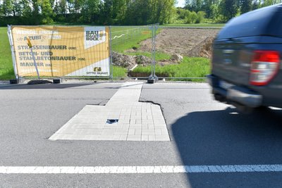 In Helbigsdorf, hier die Baustelle für den Pennymarkt, soll ein Radweg gebaut werden.