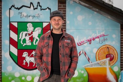 Bürgermeister Thomas Hetzel kann bei einem Quiz zusätzlich Geld für die Stadt gewinnen.