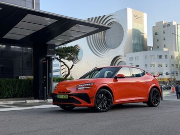 Sportlicher Luxus aus Korea: Mit dem GV60 Magma startet Genesis seine neue Performance-Serie und setzt auf elektrischen Fahrspaß mit 650 PS.