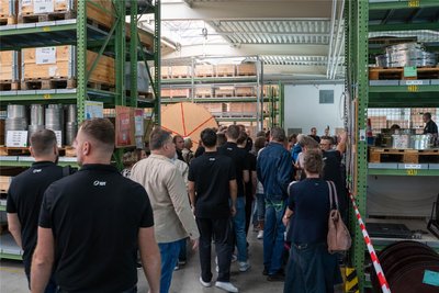 Anlässlich des 100. Firmengeburtstages wurden die Werktore für Besucher geöffnet. Das Interesse war groß.
