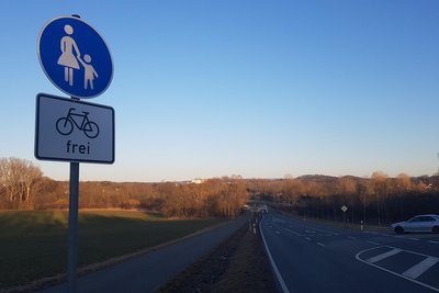 Zwischen Taltitz und dem Einkaufsmarkt Globus soll ein neuer Radweg gebaut werden.