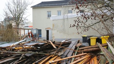 Seit November 2014 wurde die Schwerathletikhalle saniert. Nun ist sie fertig und soll am Samstag offiziell an den Athletenklub 1897 Werdau übergeben werden.