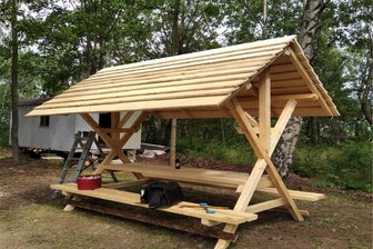 4. Haldenfest steigt am 7. September an der Kammstraße Frauenstein-Hermsdorf - Diesen Wanderrastplatz bauten Mitglieder der Interessengemeinschaft Bergbaufreunde Frauenstein-Reichenau auf der Bergbauhalde des ehemaligen Grubenfeldes „Friedrich-August“. Foto: Güttler
