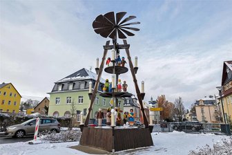 40 Jahre alte Pyramide dreht sich ab Samstag in Gersdorf - Die Pyramide in Gersdorf wird am Samstag angeschoben.