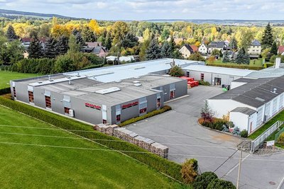 Röckelein Reuth aus der Vogelperspektive. Der Produktionsstandort des Unternehmens ist vollständig bebaut, Erweiterungsoptionen gibt es keine mehr.